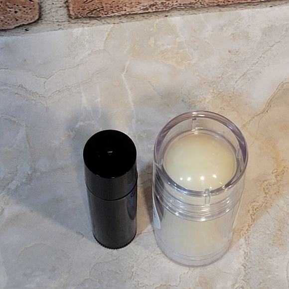 Handmade 🐾 Paw Balm for Dogs and Cats - Picture 4 of 4